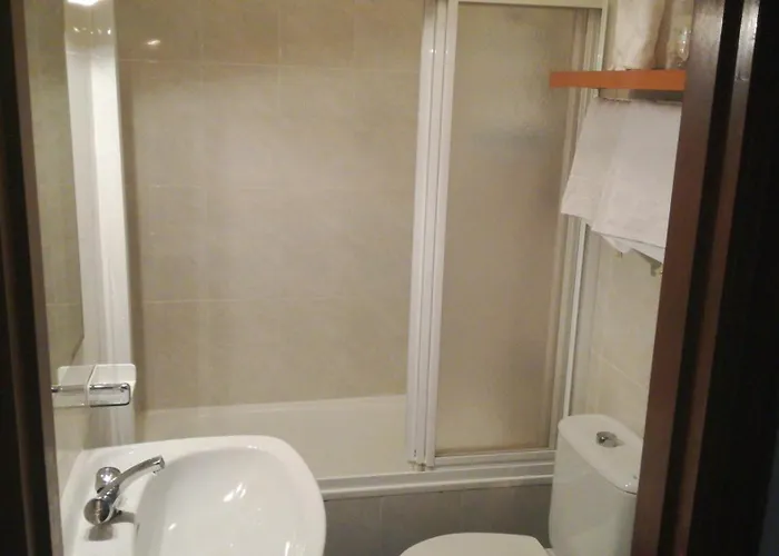 Continental 招待所 比戈