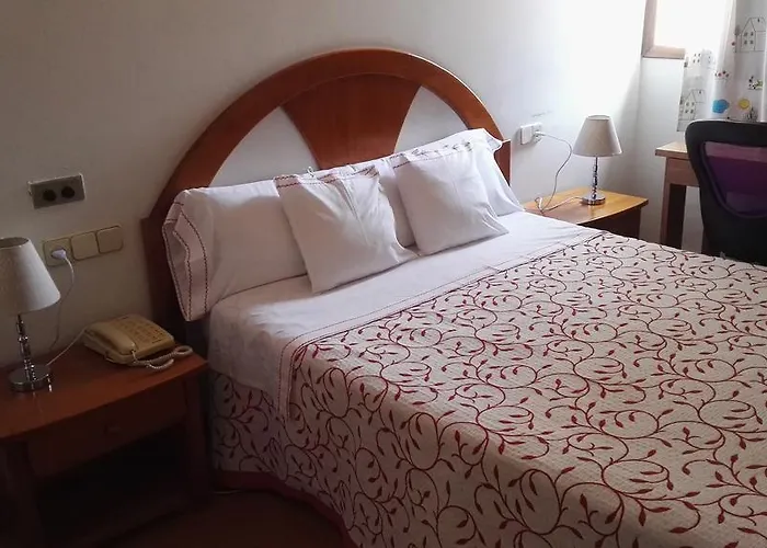 Continental 3* Vigo